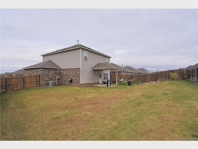 Building Photo - 14837 S Toledo Pl