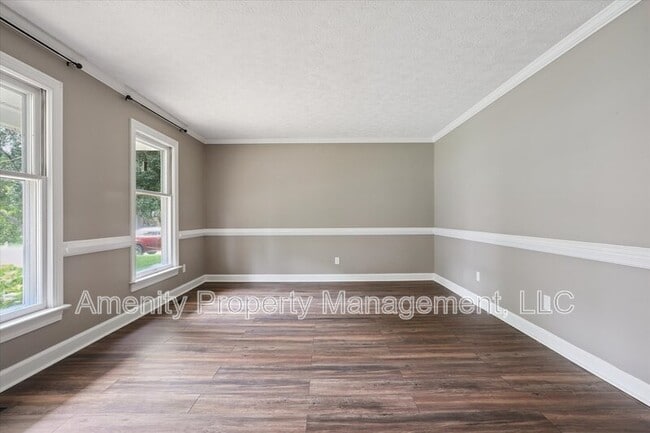 Building Photo - 11 Blacksmythe Ln