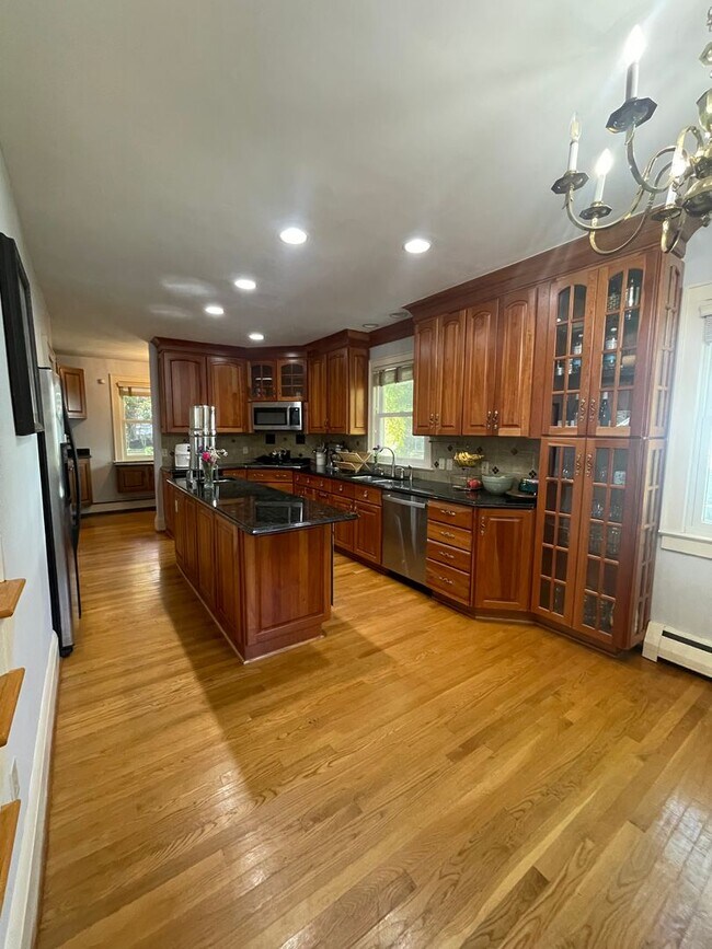 Building Photo - Beautiful home in Cromwell Farms