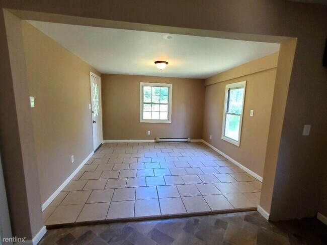 Foto del edificio - 4 br, 1 bath House - 17 Drexel Ave