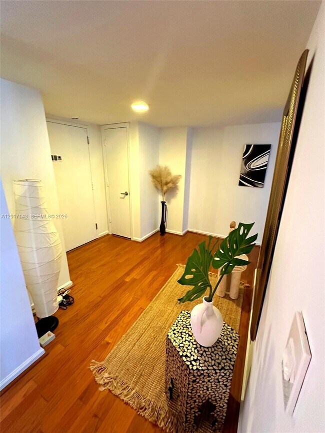 Foto del edificio - 1370 S Ocean Blvd