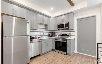 Building Photo - 511 Gorgas Ln