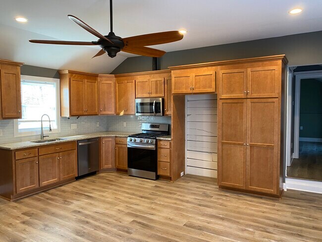 Foto del edificio - 67 Fernwood Ln