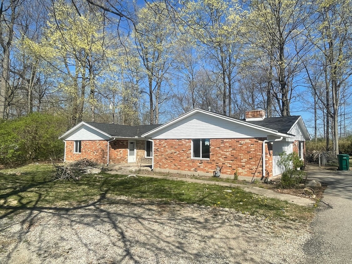 Building Photo - 2066 Pennyroyal Rd