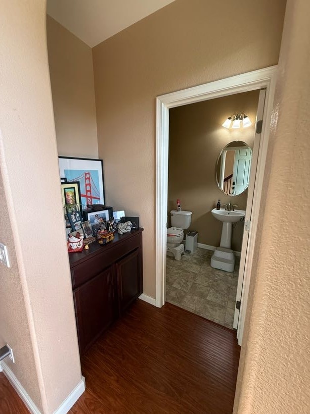 Half Bath - 5004 Ocean Ln