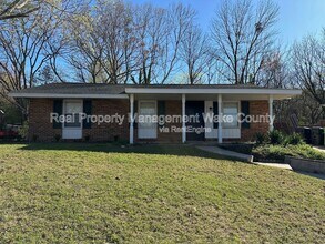 Building Photo - 741 Lunar Dr