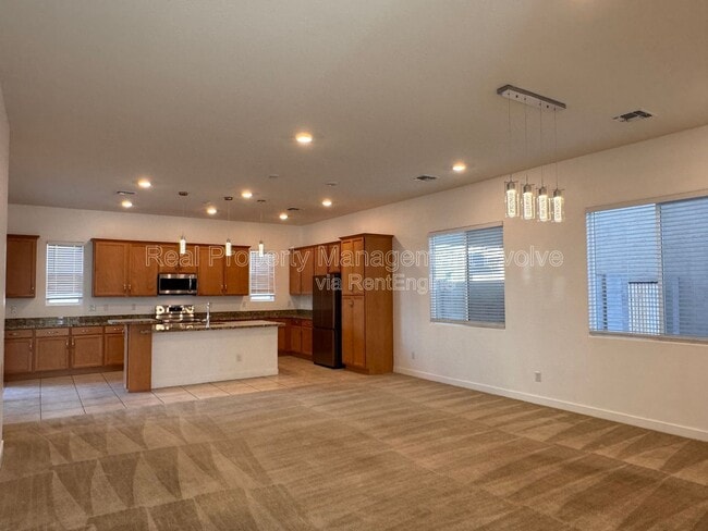 Foto del edificio - 15811 N 74th Ln