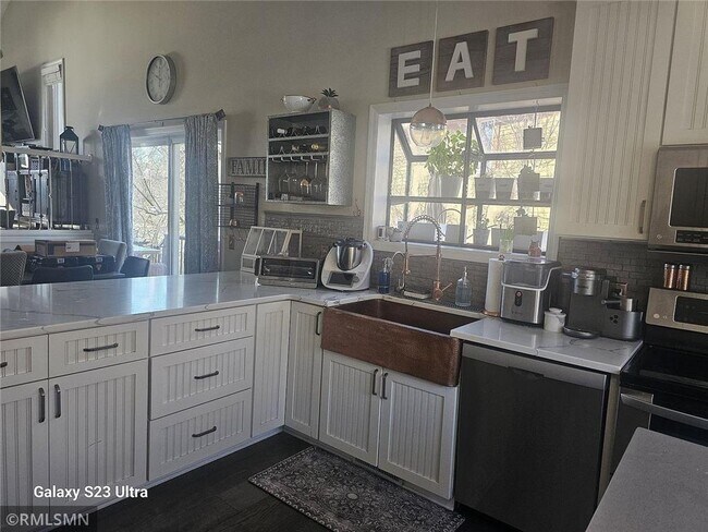 Foto del edificio - 18701 Red Cherry Cir