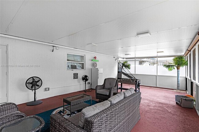 Building Photo - 16864 SW 109th Ct