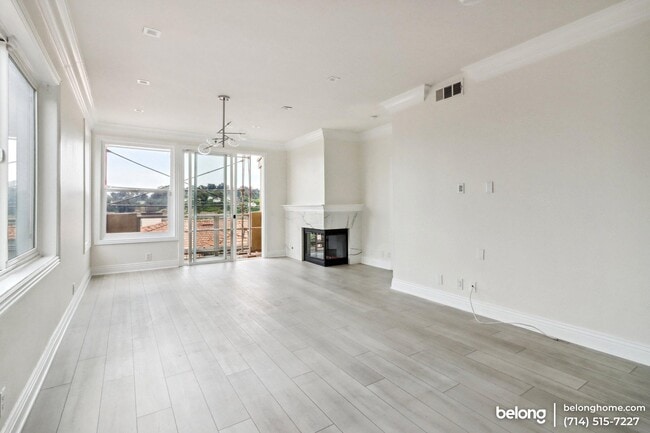 Building Photo - 30902 Club House Dr