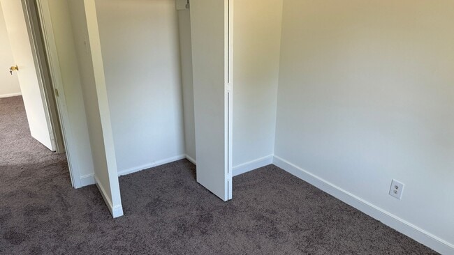 Building Photo - Eastern Henrico- Spacious Split Level