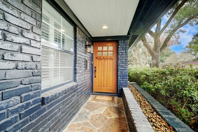 Foto del edificio - 3422 Norris Dr