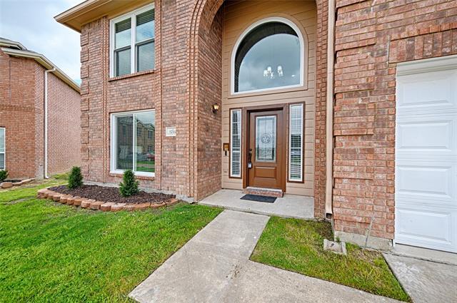 Building Photo - 6703 Meadowcrest Dr