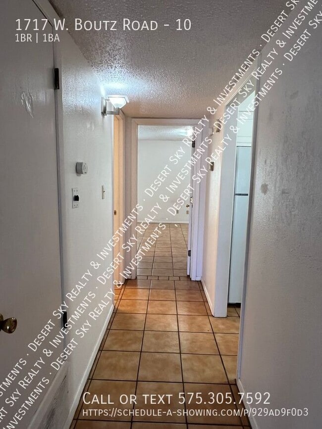 Building Photo - 1717 W Boutz Rd