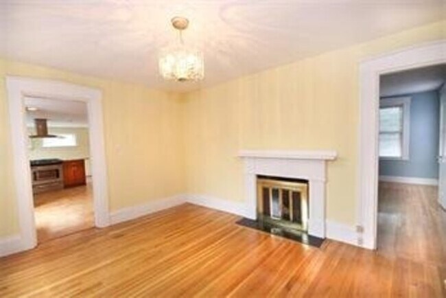 Foto del edificio - 249 Emerson St