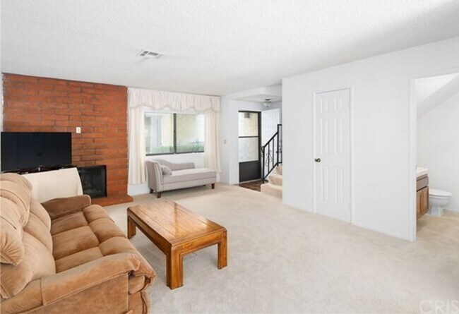 Foto del edificio - 1342 W Avenue J4