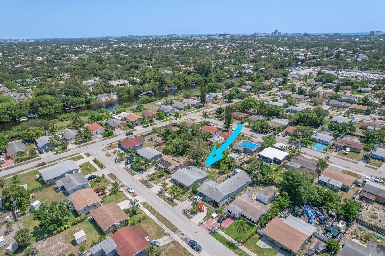 Foto principal - 700 NW 2nd Way