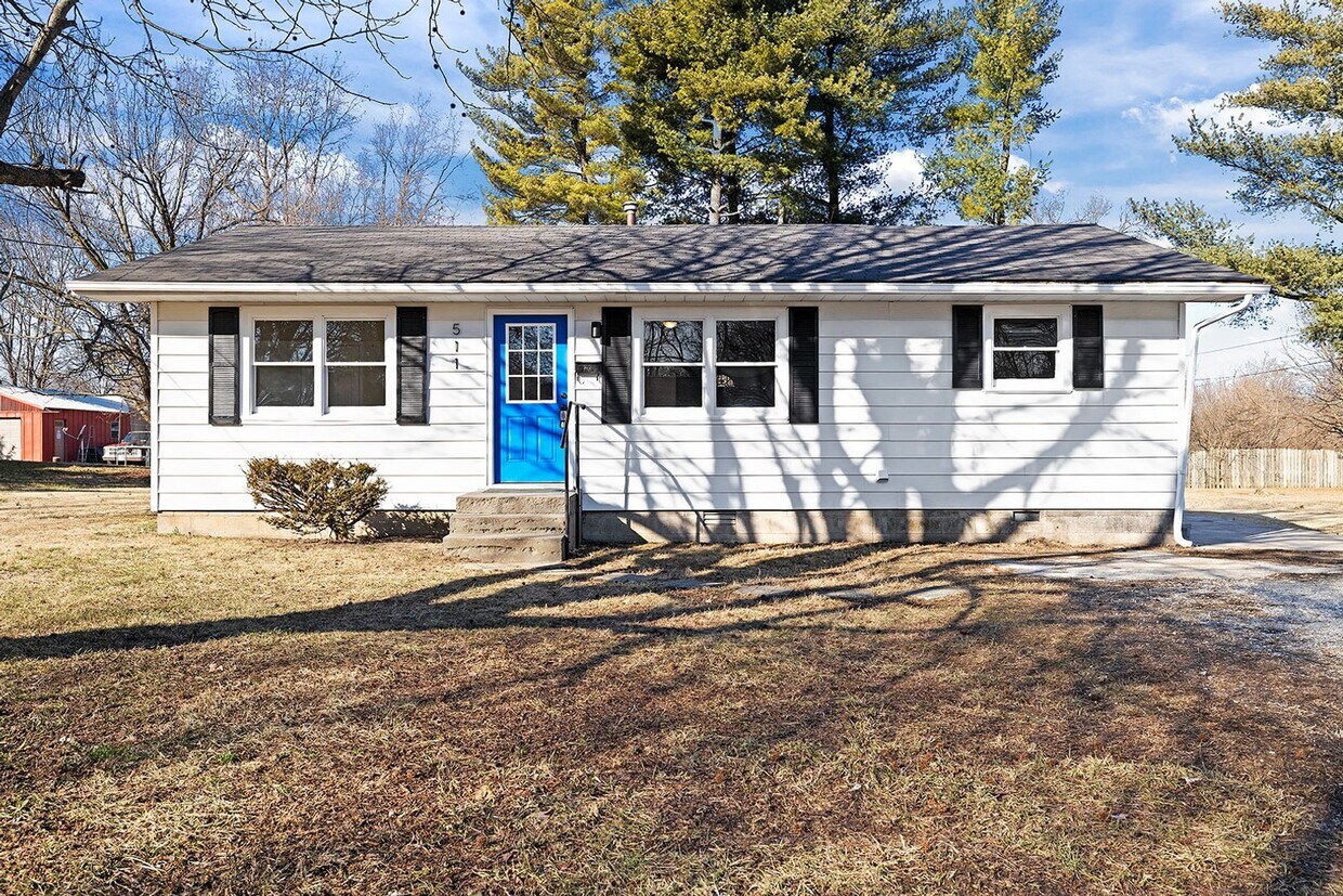 511 N College Ave, Republic, MO 65738 House Rental in Republic, MO