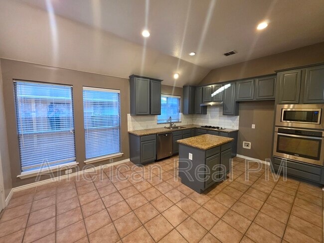 Building Photo - 8209 Bulrush Dr