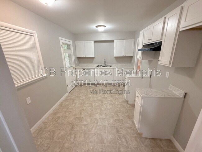 Foto del edificio - 1711 Myrna Ln