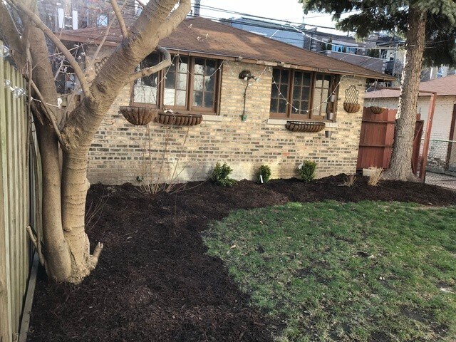Foto del edificio - 3716 N Racine Ave