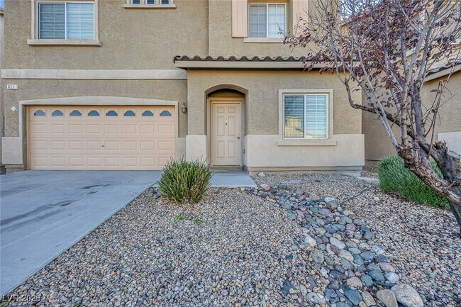 Foto del edificio - 621 Iron Stirrup Ave