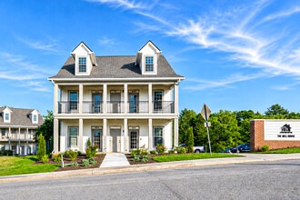 Building Photo - 410 E Church Ave