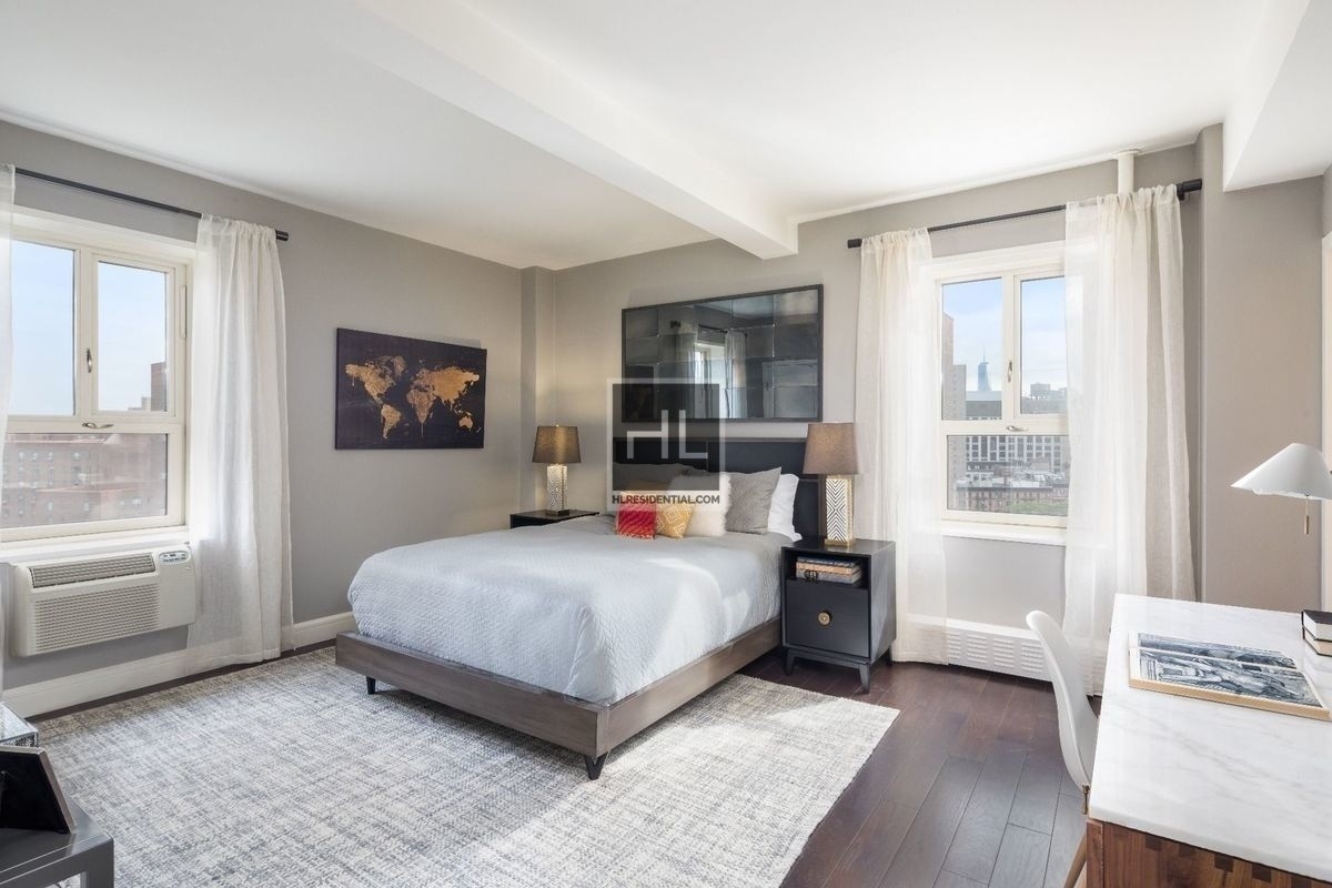Foto principal - 301 1st Avenue