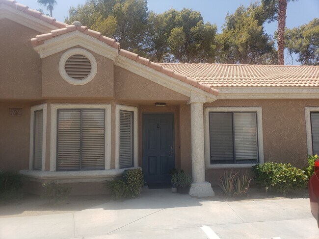Foto del edificio - 40800 Breezy Pass Rd
