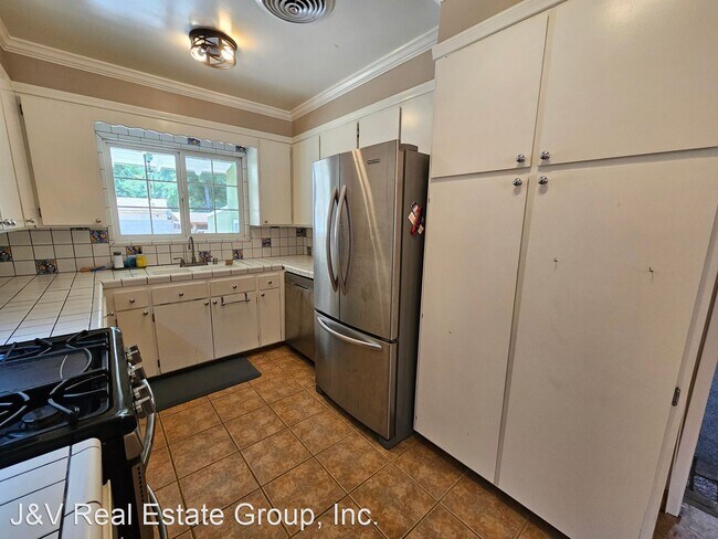 Building Photo - 4 br, 2 bath House - 15806 Calle Hermosa
