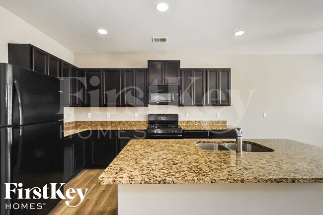 Building Photo - 1816 Crandon Ct