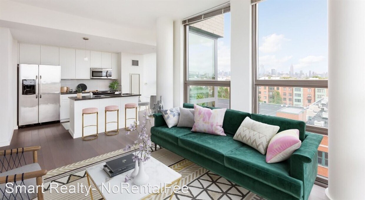 Foto principal - 950 Monroe St