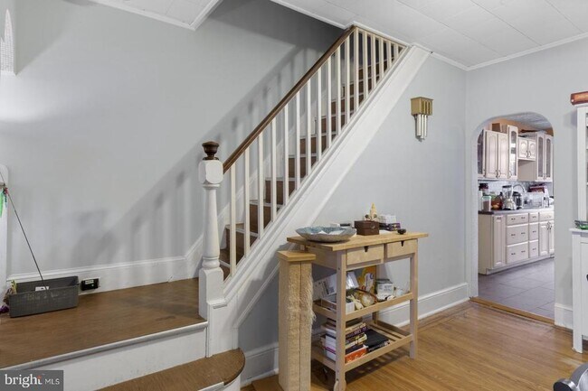 Building Photo - 2446 Memphis St