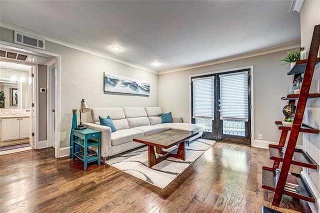 Foto del edificio - 10119 Regal Park Ln