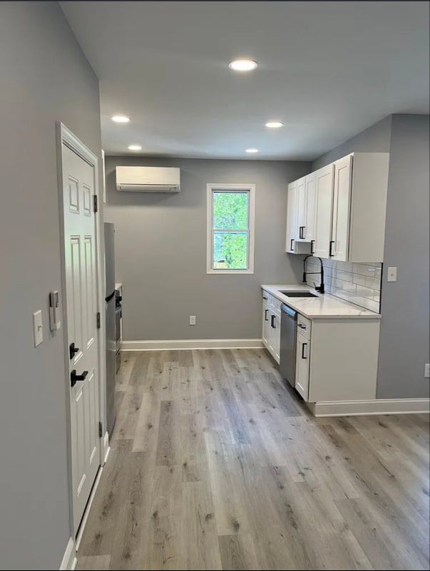 Foto del edificio - 5847 Willows Ave