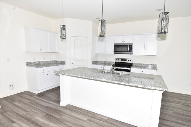 Foto del edificio - 14706 Peaceful Wy