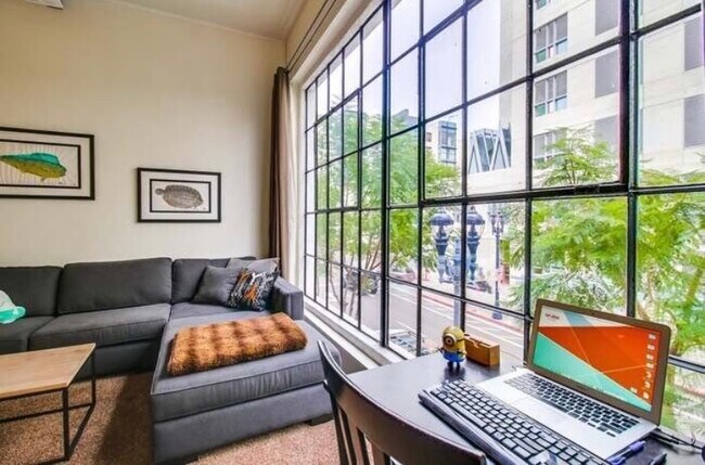 Foto del edificio - 350 11th Ave