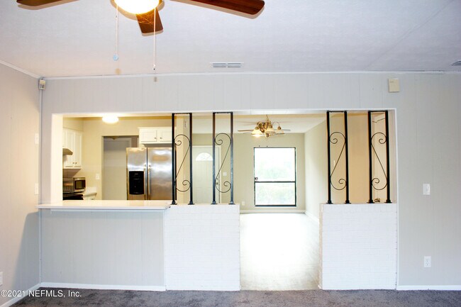 Building Photo - 1209 Ribault River Dr