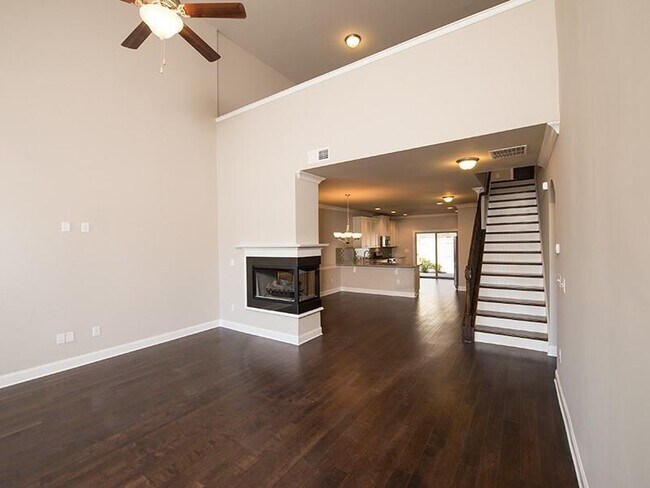 Building Photo - 7920 Mimosa Cir