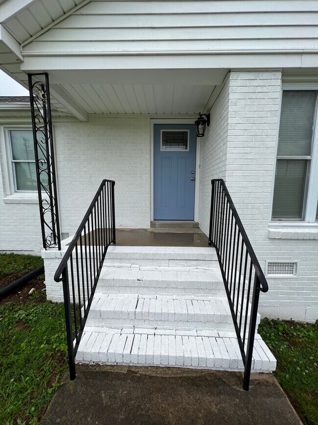 Foto del edificio - 8262 Horton Hwy