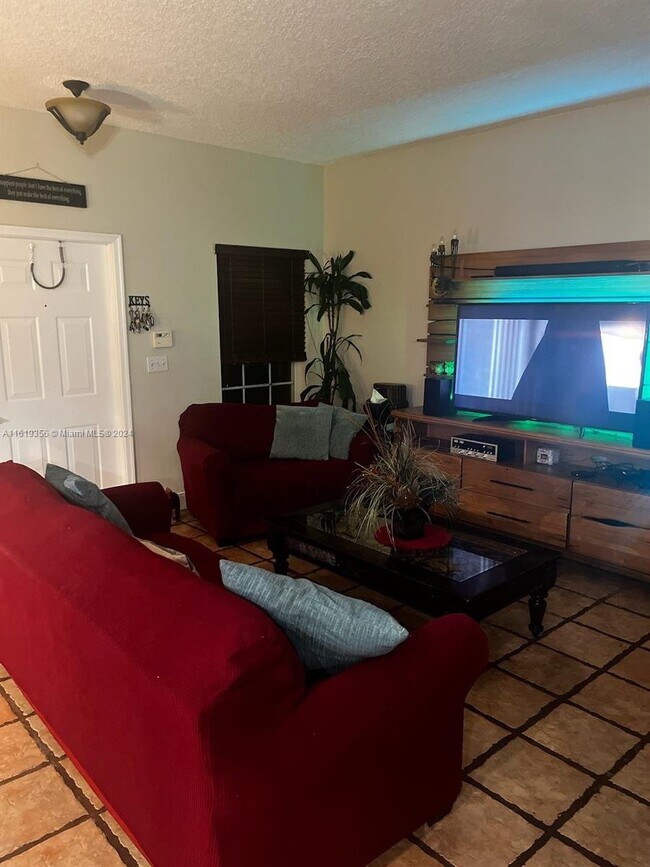 Foto del edificio - 17957 SW 30th Ct