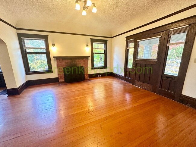 Foto del edificio - 4727 NE 10th Ave