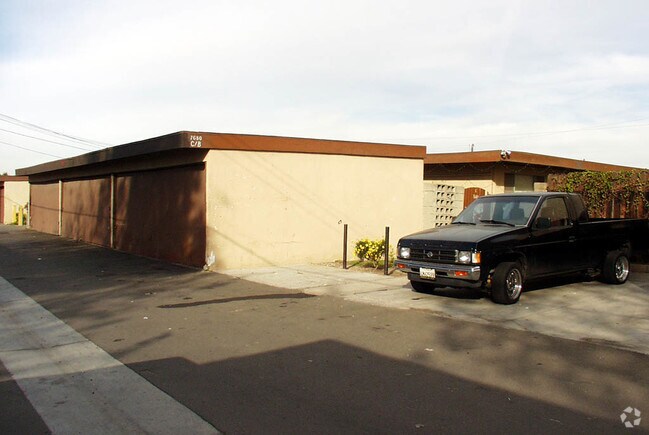 Alternate view 3 - 7680 Fillmore Dr