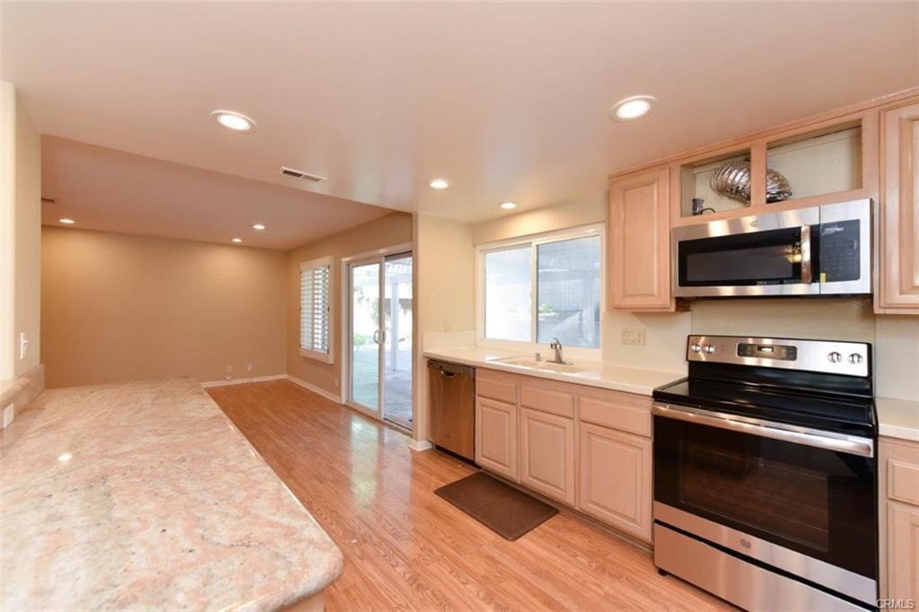 Primary Photo - 15052 Clemons Cir