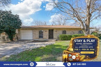 Building Photo - 207 Evelyn St