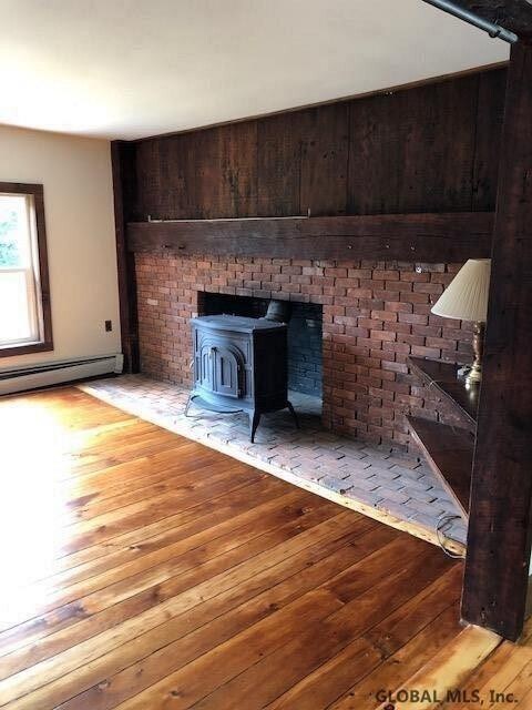 Foto del edificio - 6447 Middle Grove Rd