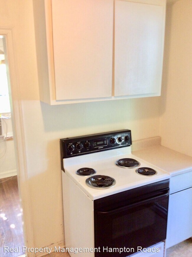 Foto del edificio - 20 Roberts Ct E