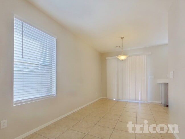 Building Photo - 23377 W Cocopah St