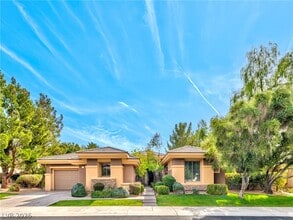 Building Photo - 3 Regent Park Ct