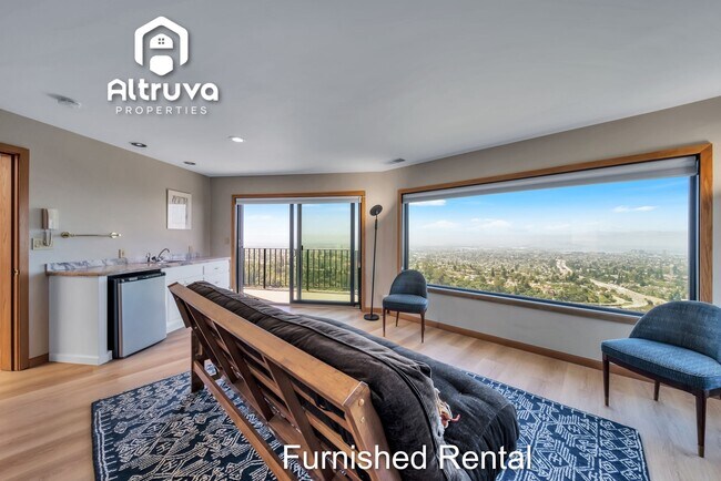 Building Photo - 680 Hiller Dr